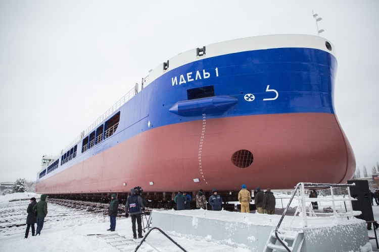 Первое в этом году судно спустили на воду на Заводе "Красное Сормово"