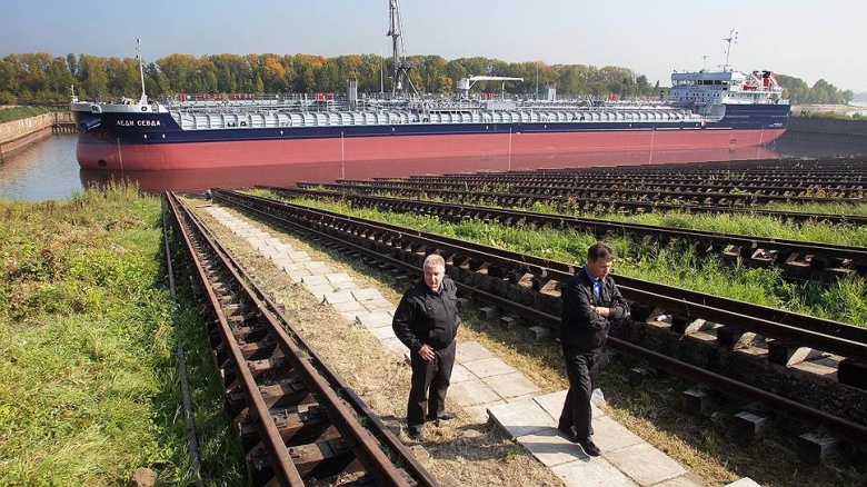 Танкеры спасения//КоммерсантЪ (Нижний Новгород)