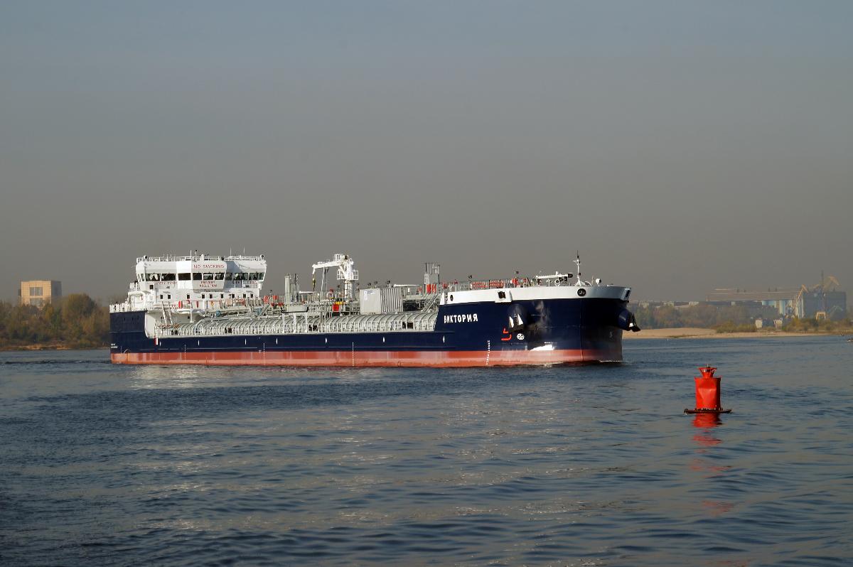Ходовые испытания танкера-химовоза проекта RST27 «Виктория»