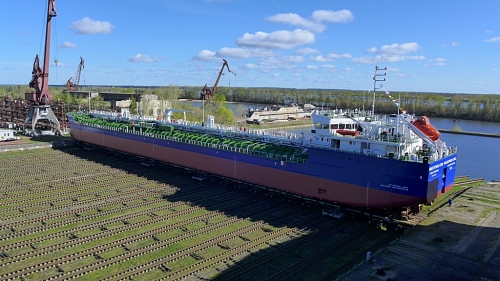 Спуск на воду танкера проекта RST 27 для компании "Волготранс"
