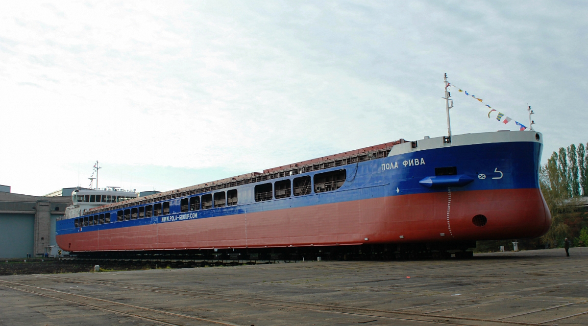 Спуск на воду сухогруза проекта RSD59 "Пола Фива"