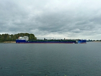 Завод «Красное Сормово» передал компании CMS танкер Pioneer